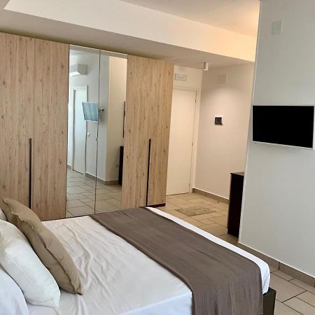 Torre Dei Mori Boutique Rooms B&B Capaccio Bagian luar foto